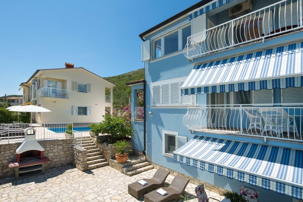 Villa Bella Vista - Apartments 라빈 외부 사진